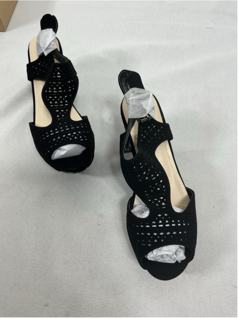 Womans New In Box Bonnibel Tanika Platform Wedge Slingback Sandals 7.5 Black